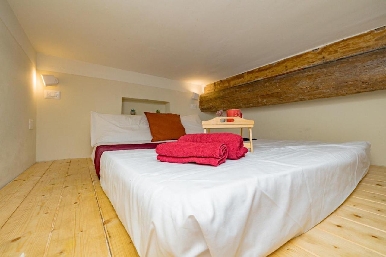 Charme Loft - 5 Min Duomo Lejlighed Milano Eksteriør billede